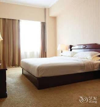 Hotel Wangfujing Beijing